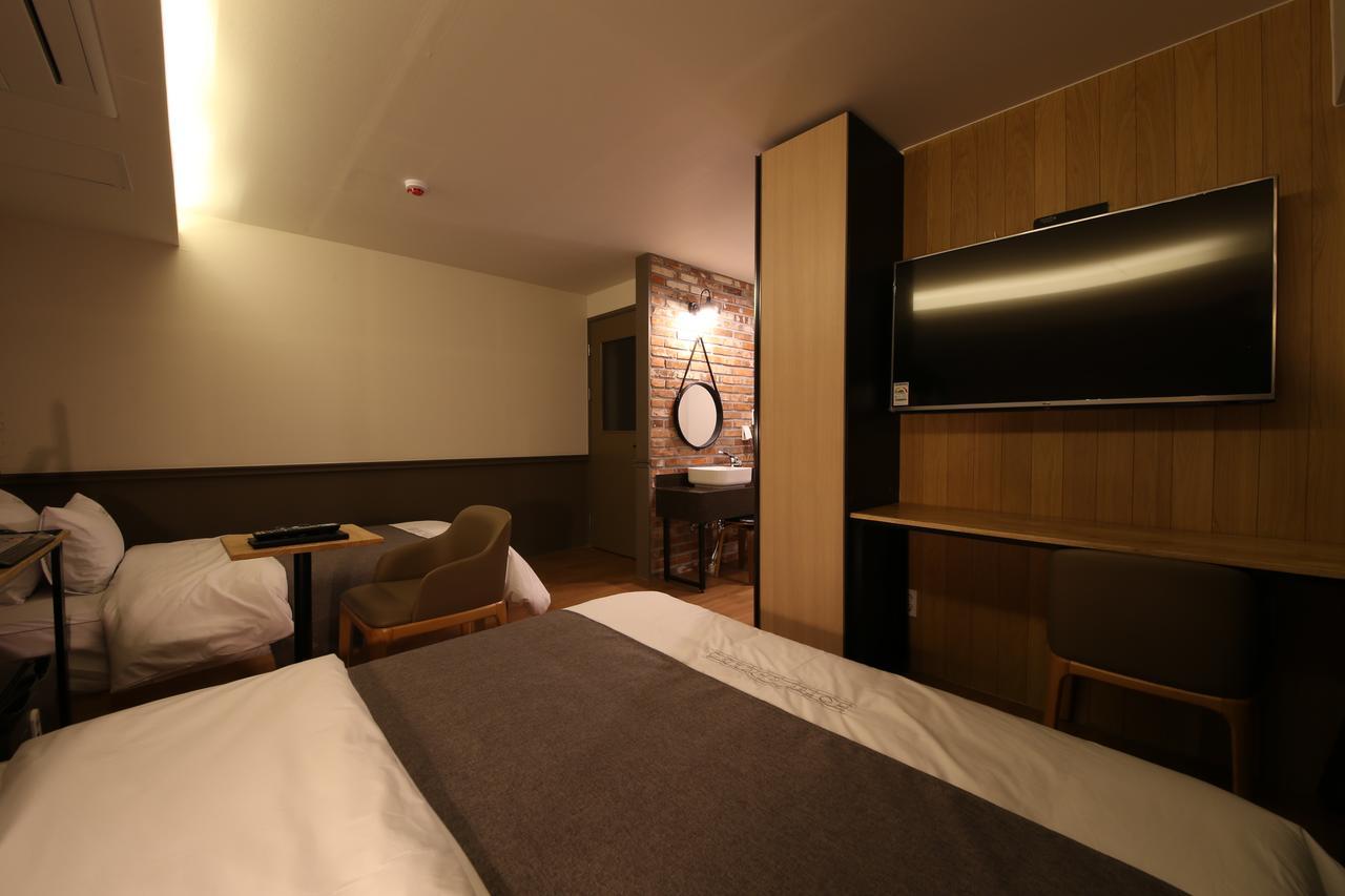 Hotel Chicago Changwon Dış mekan fotoğraf